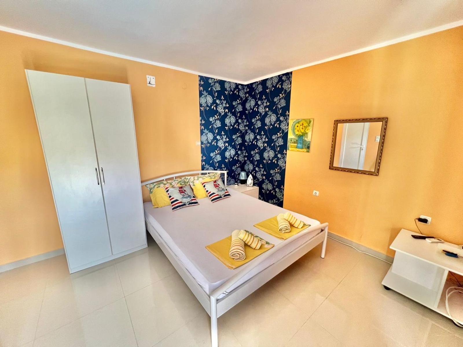 הרצג-נובי Apartments Lav Costas מראה חיצוני תמונה